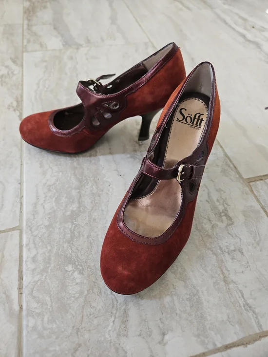 Sofft Burgundy Suede Mary Jane Heels Buckle Strap Pumps Vintage Style 7.5 - Picture 3 of 13
